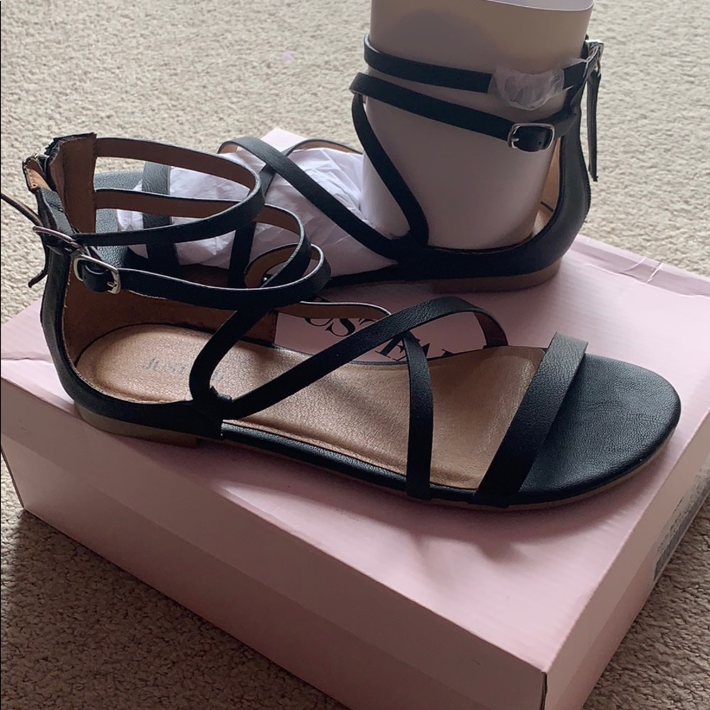 NWT JustFab Sandals